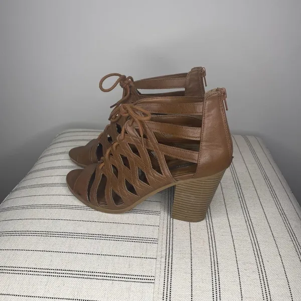 Forever 21-Brown Lace Up Heels - Image 3