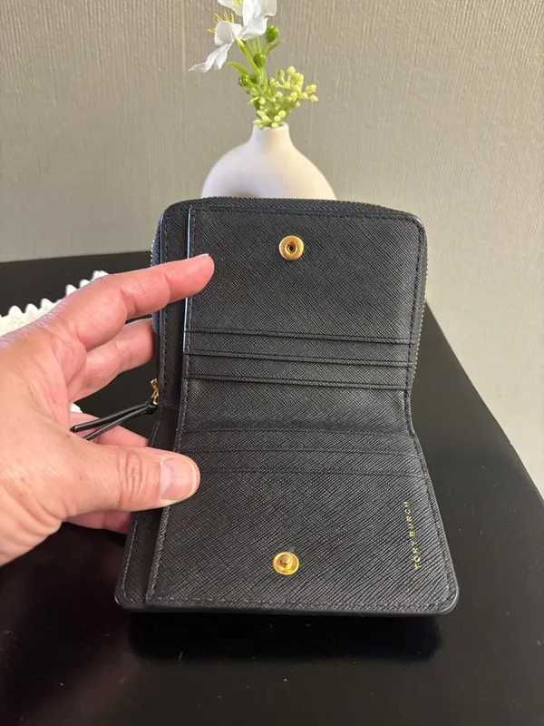 Tory Burch Black Saffiano Zip Coin Wallet with Gold Logo - Image 5