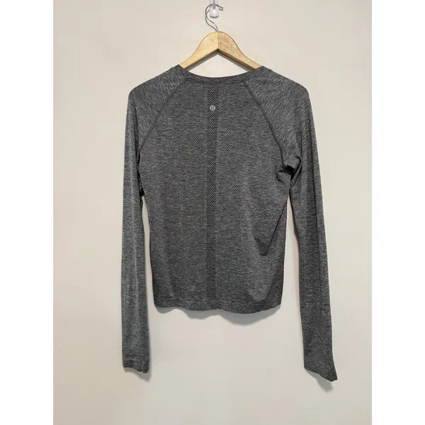 Lululemon Swiftly Tech Gray Long‎ Sleeve T-Shirt Size 10 - Image 3