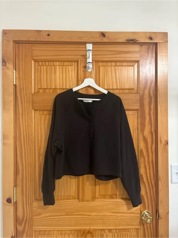 DSG Size Medium Black Pullover Sweatshirt Top New Without Tags - Image 3
