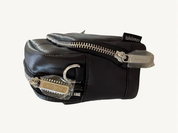 Lululemon Everywhere Crossbody 2L Wunder Puff Black Quilted Bag NWT Unisex - Image 7