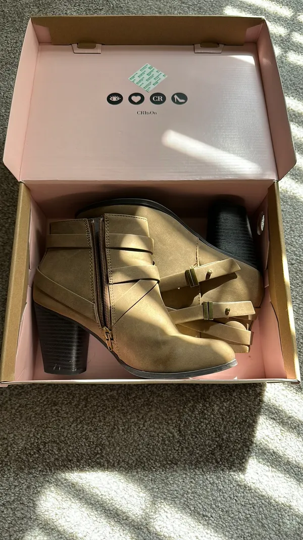 Charlotte Russe Booties Brown - Image 4