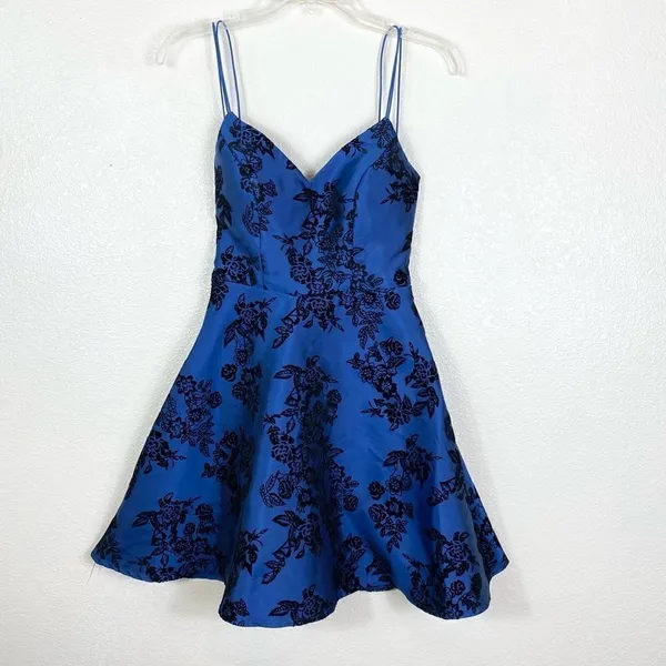 B. Darlin Blue & Black Floral Velvet Open Back A Line Dress - Image 2