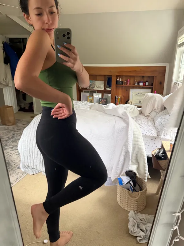 Alo Airbrush Yoga Leggings 7/8 - Image 5