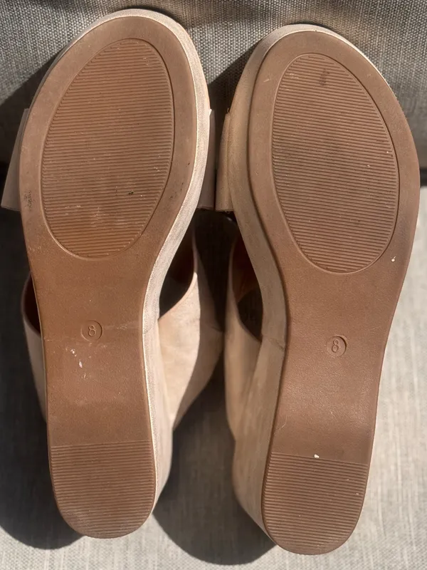 Women’s Cato C. Comfort Metallic Gold Silver Shimmer Comfort Wedge Sandals Sz 8 - Image 6
