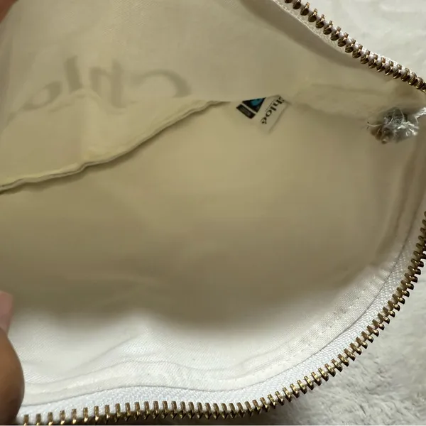 Chloé White Cosmetic Bag - Image 2