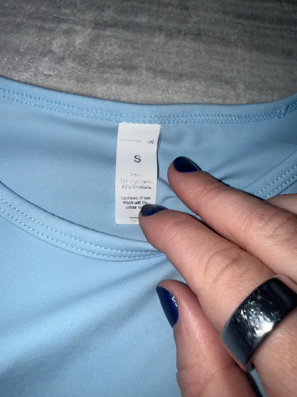 Light blue long sleeve and shorts workout set S - Image 4