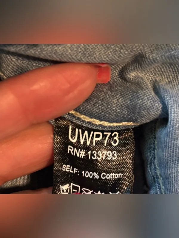 NWT POL Ruffle Hem Contrast Denim Wide Leg Jeans with Drawstring Waist - Image 11
