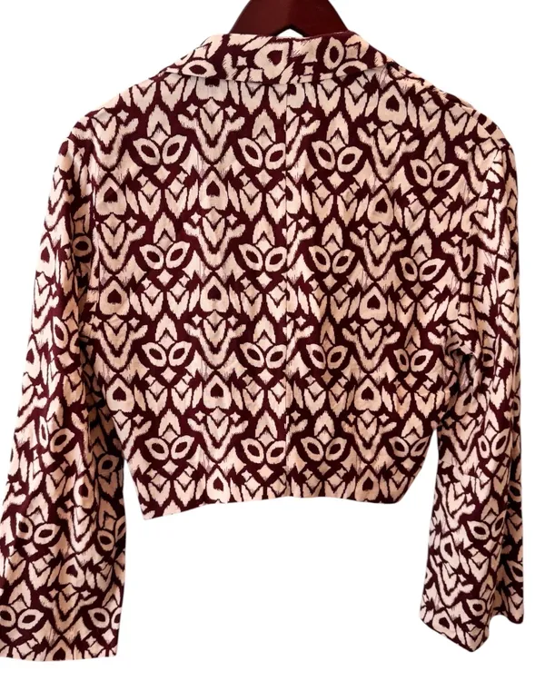 Zara Burgundy Cream Faux Wrap Blouse Print Vneck S - Image 2