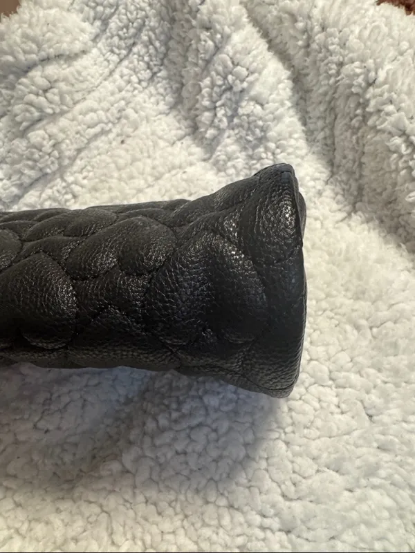 Betsey‎ Johnson Black Quilted Heart Cosmetic Pouch with Wrist Strap - Image 7