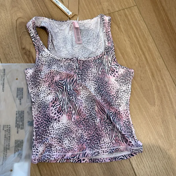 New Skims top XS - Image 2