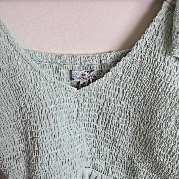 Poof‎ New York Shirt Womens Sz M Mint Green Cottage Ruffle Eyelet Top Blouse - Image 3