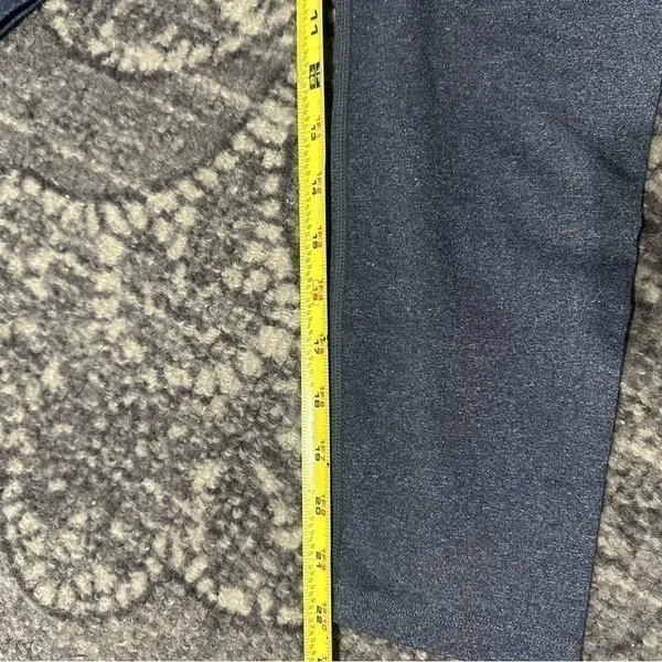 Splits59 Women’s Size M Charcoal Gray Left Hip Heart Capri Cropped Leggings - Image 7