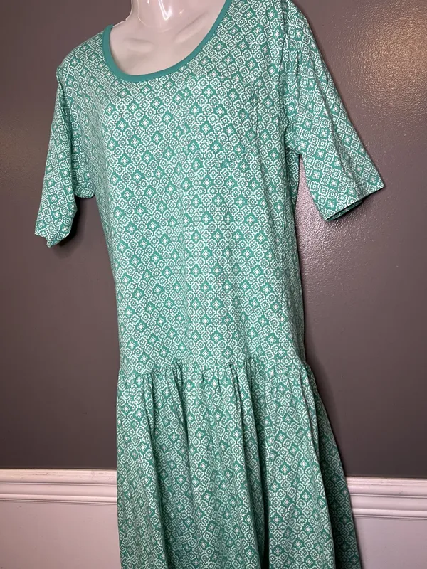 Vintage Intro T Shirt Dress Womens Medium Green Geometric Drop Waist Midi Cotton - Image 5
