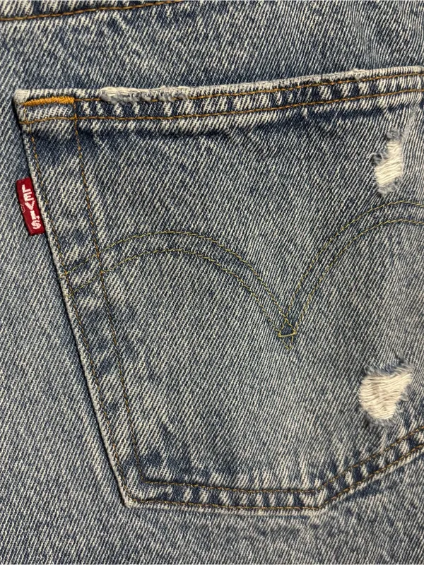LEVI’S 501 size 30 button fly cut-off women’s shorts - Image 5