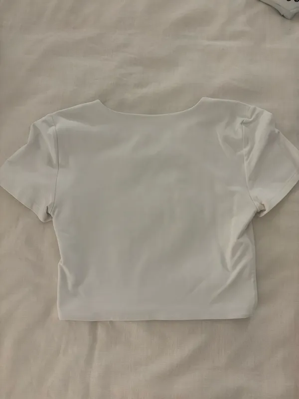 Aritzia Babaton Top Crop - Image 3