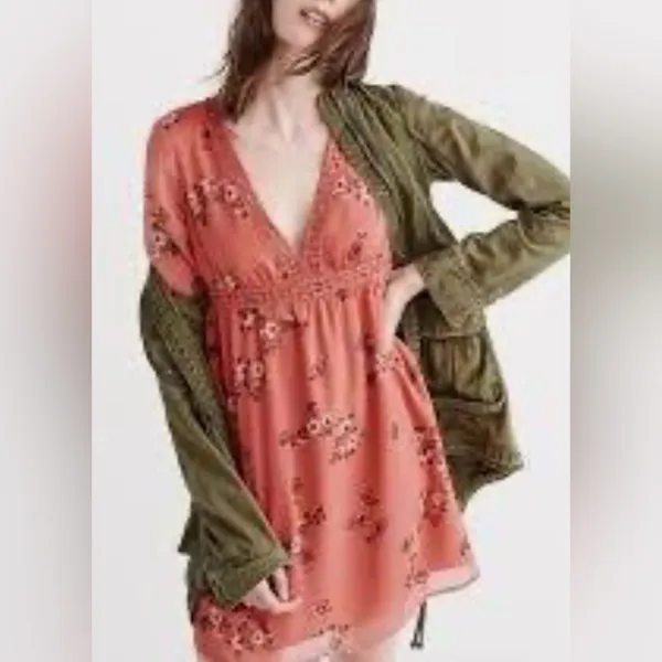 Abercrombie & Fitch Deep V-Neck Bohemian Mini Dress - Image 7