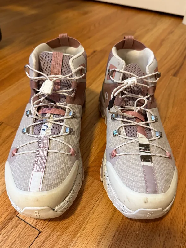 On Cloudtrax Rose/Ivory hiking sneakers - Image 9