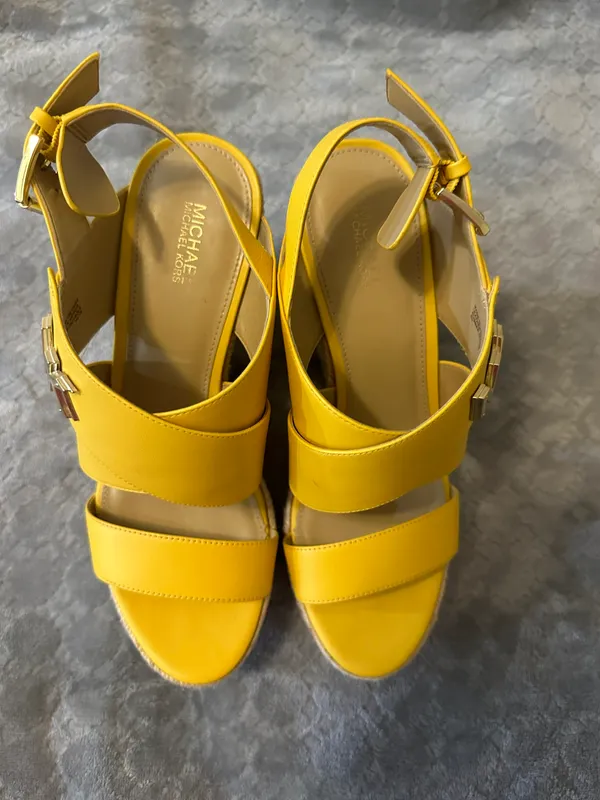 Heels  - Image 2