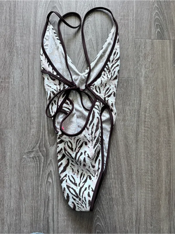 Free People Free-Est Amber Printed‎ One Piece Swimsuit New Small - Image 8