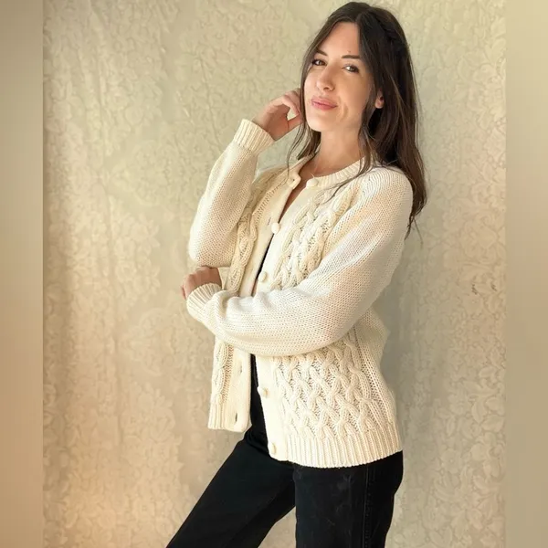 Vintage White Cable Knit Button Up Cardigan Sweater - Image 4