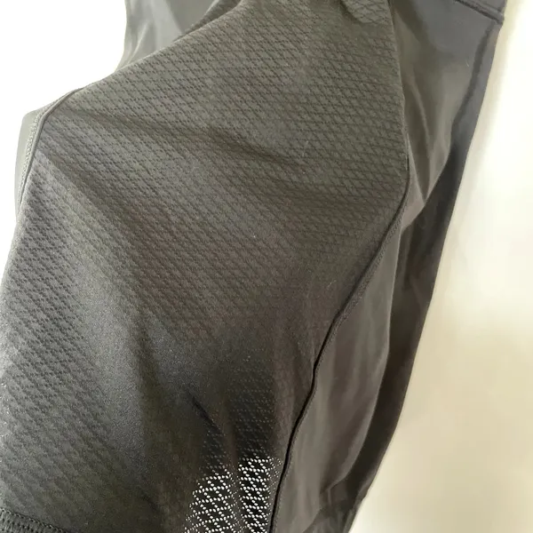 Lululemon mesh back racerback tank top‎ built in shelf bra women's size small - Image 6