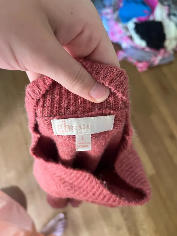 Child Sweater Pink Size L - Image 3