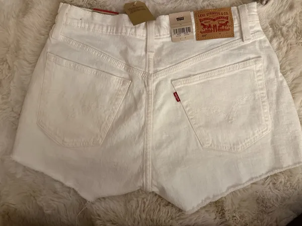 Levi’s 501 Shorts - Image 2