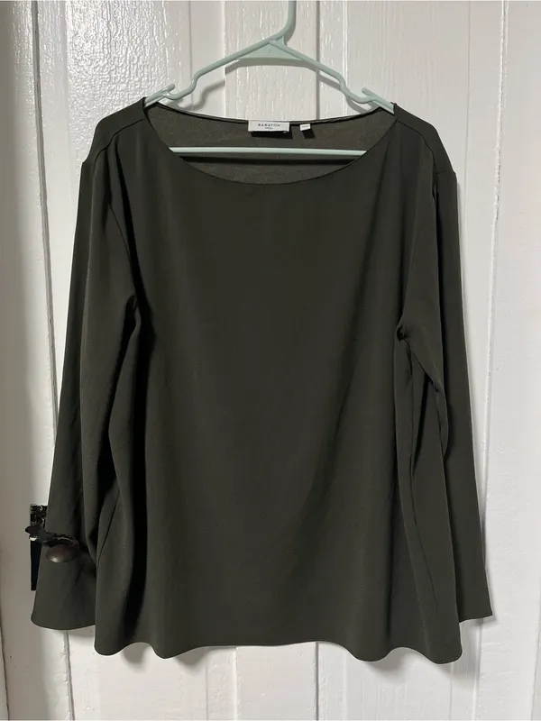 Aritzia Babaton Sophos Dark Olive Green Long Sleeve Blouse Top M - Image 2