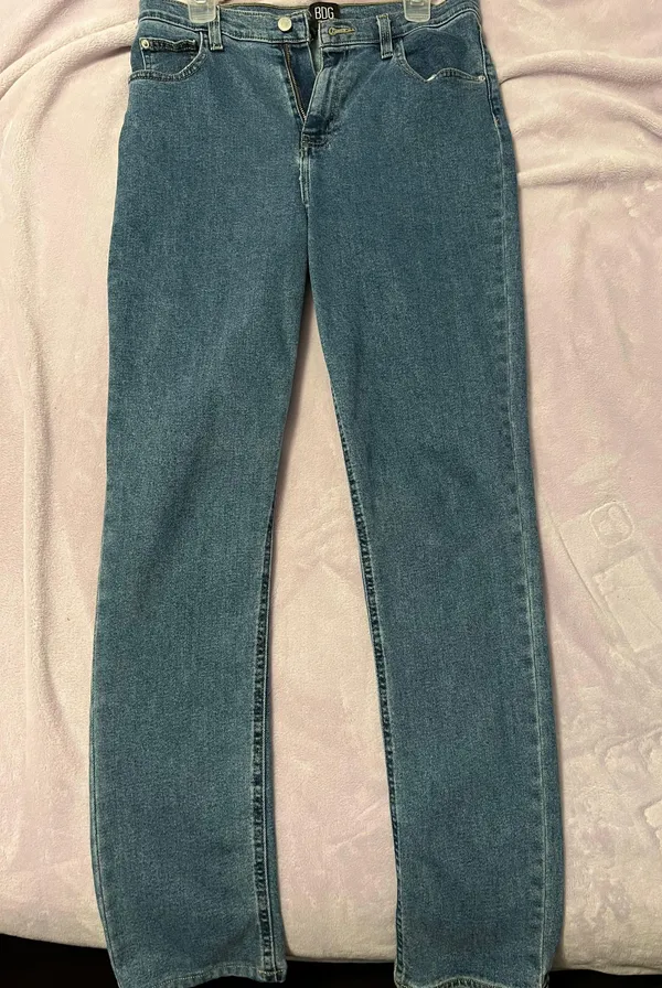 Urban Outfitters Bdg Girlfriend Jeans - Image 2