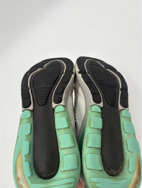 Nike Air Max 270 Platinum Aurora Woman’s Size 7 White and Green Sneakers (Read) - Image 6
