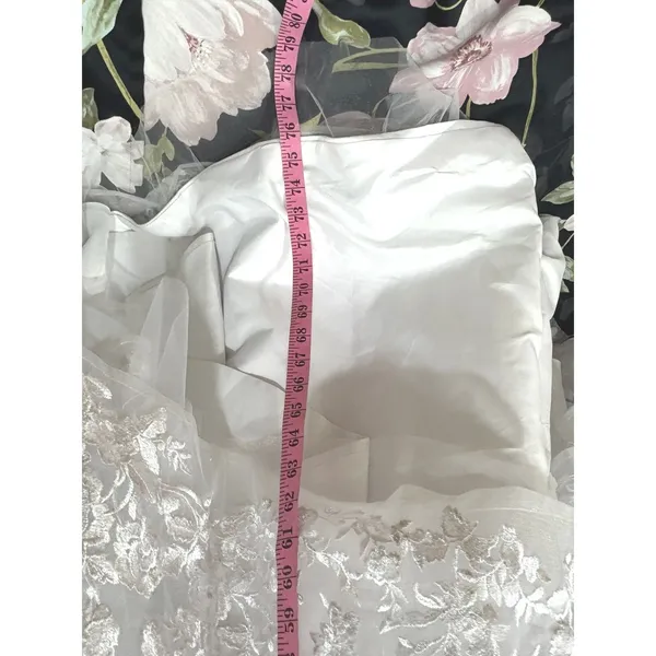 Lanting Bride White Lace embroidered Mermaid Wedding Dress V-Neck S M - Image 5