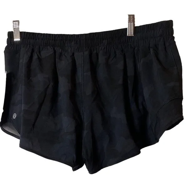 NWT Lululemon Hotty‎ Hot Low-Rise Lined Short 2.5" Camo Deep Coal Multi Black 14 - Image 2