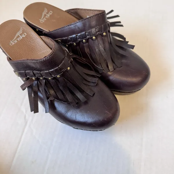 Dansko Shoes Womens Size 40 Leather Clogs Block Heel Stud Fringe Mule Retro - Image 10