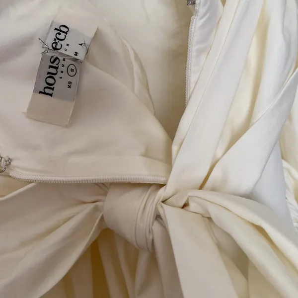 HOUSE OF CB 'Florianne' Ivory Bow Mini Dress size S - Image 8