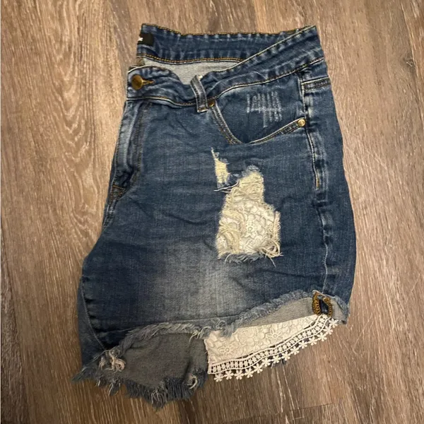 MsShe High Waisted Distressed Cut Off Blue Jean Denim Shorts Size 18 - Image 6