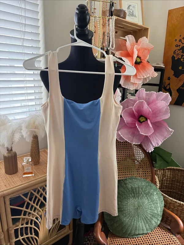 Reformation Adelyn Blue & Cream EcoStretch Shorts Romper - Image 2
