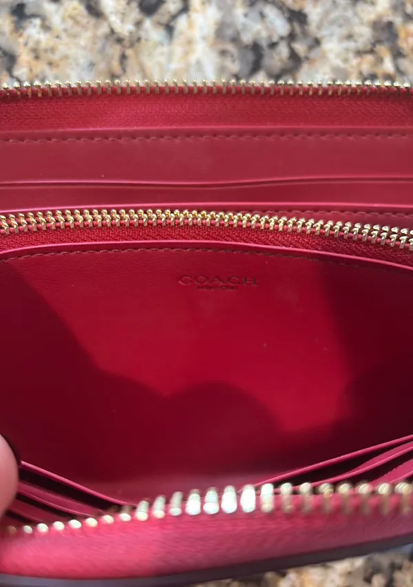 Red Accordion Wallet - Image 4