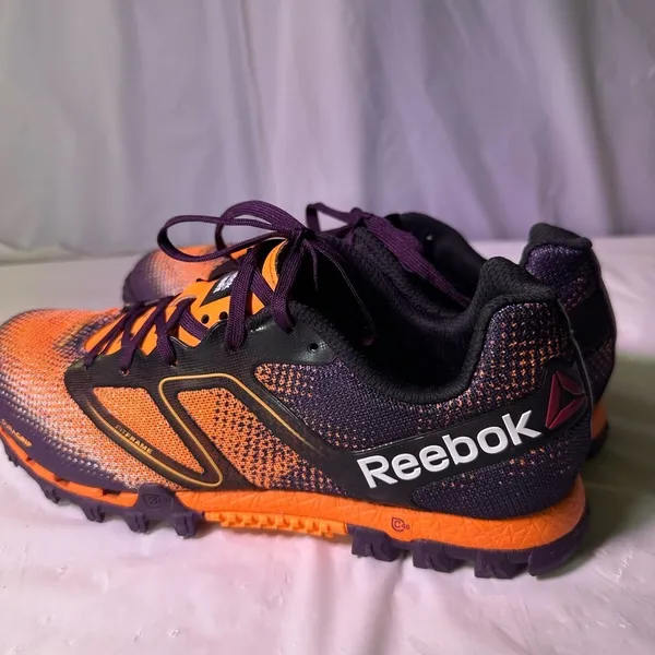 Reebok Black and Orange Sneakers - Image 10
