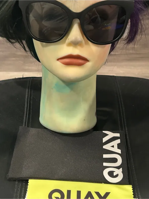 Quay Australia It’s My Way Matte Black Cat-Eye Sunglasses with Dark Lenses - Image 6