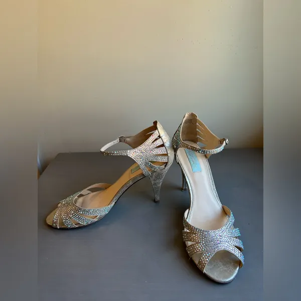 Betsey Johnson SB-Sweet Champ Fab Heels - Image 8