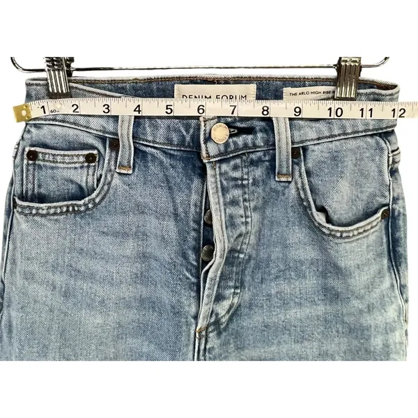 Aritizia Denim Forum The Arlo High Rise Straight Jeans 23‎ Button Fly Organic - Image 5