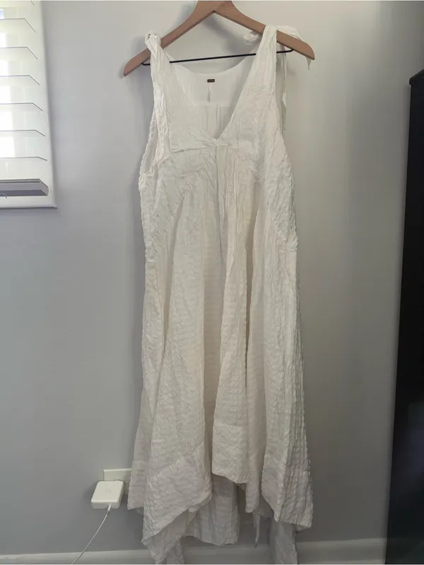 Free People Small Celine Maxi Dress White Textured Beach Flowy Bow Tie Strap - Image 2