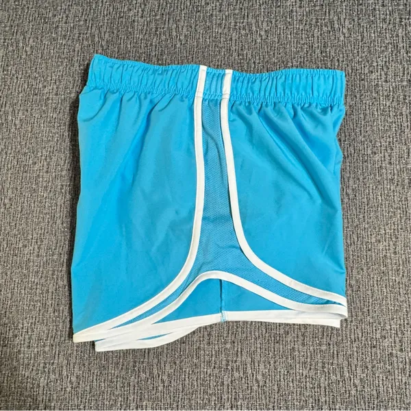 Nike Women’s Tempo Dri-Fit Mid-Rise 3 Inch Running Shorts - Image 7