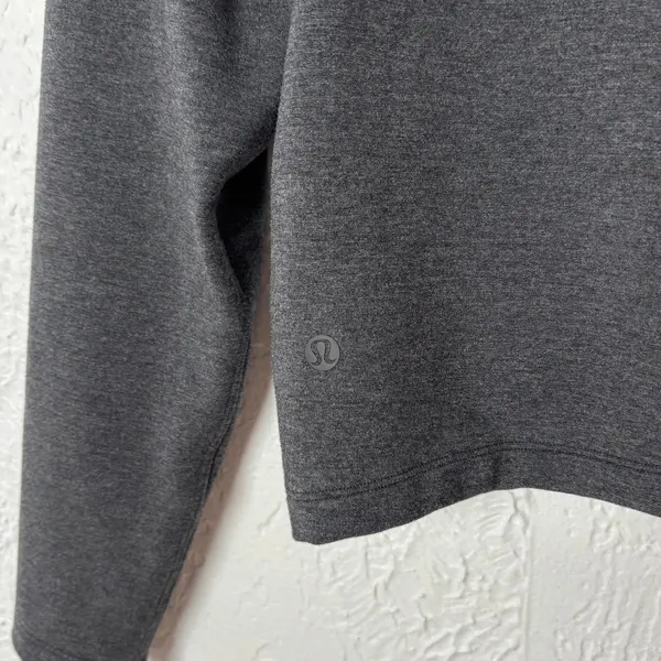 Lululemon Tuck & Gather Pullover in Heathered Mod Black Size 4 - Image 4