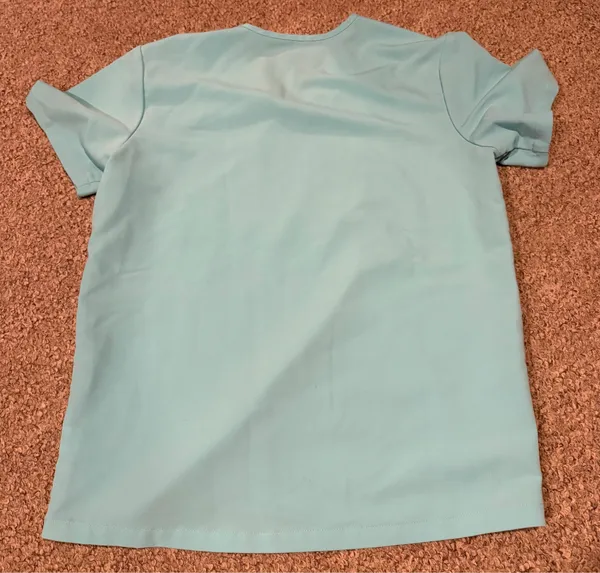 FIGS Men’s Chisec Scrub Top - Image 5