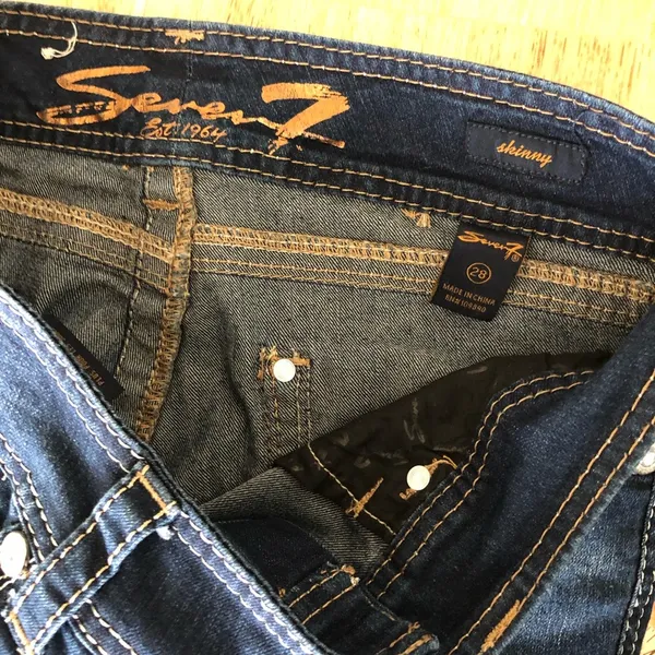 SEVEN 7 Low Rise Medium Wash Distressed Blue Denim Skinny Jeans Women's Size 28 - Image 3