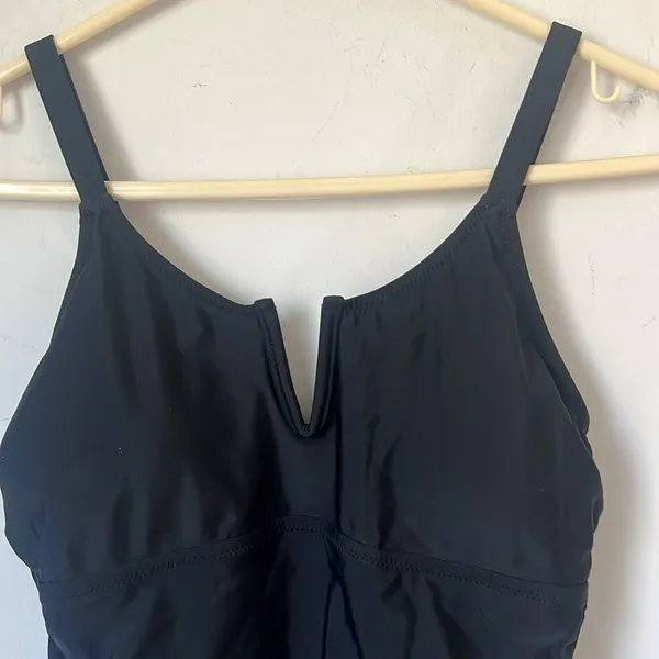 Beachsissi Women's Ruched Design Swimwear Tummy Control Solid Tankini Sz Sm ♦️ - Image 2