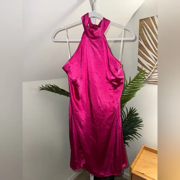 Elliatt x‎ Revolve Elliatt Women's Aria Halter Minidress Large - Image 5