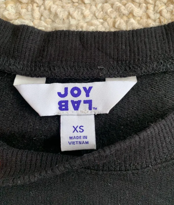 JoyLab Black  Flowy Top - Image 2